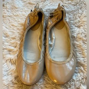 AUTHENTIC sz 6.5B Cole Haan Patent Leather Flats